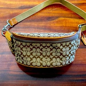 COACH WAIST BAG